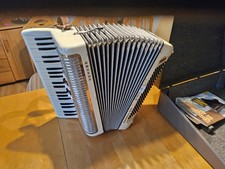 Altes Akkordeon  von HOHNER