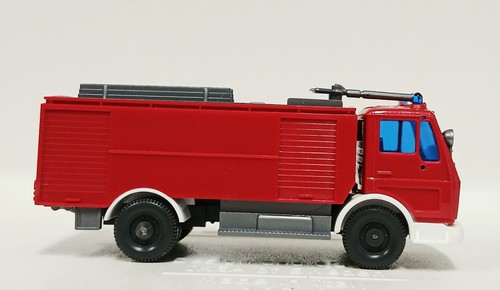 Wiking mercedes 1719 - wiking,
