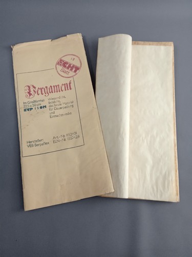 Altes pergamentpapier - altes,