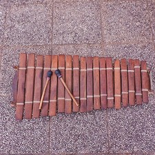 XYLOPHON aus Senegal - Original 18-Noten Balafon - Afrikanisches Schlagidiophon