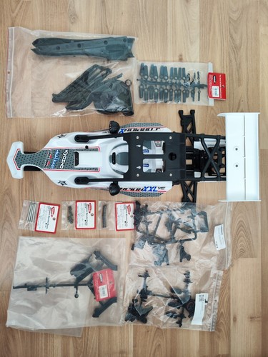 Kyosho scorpion xxl chassis - kyosho,
