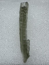 Natürlicher Moldavit Rohstein