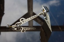 Seitlicher Kennzeichenhalter