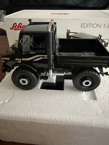 Schuco unimog 1600 schwarz - unimog, u