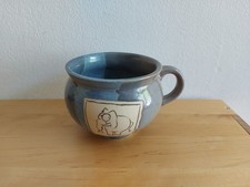 Tasse mit Elefant , ähnlich