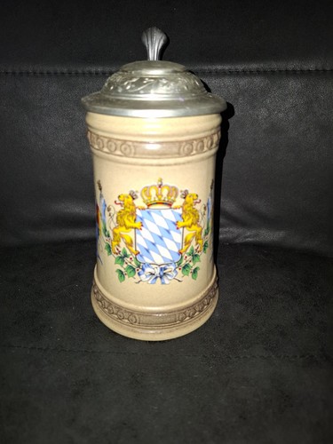 Bierkrug mit zinndeckel - bierkrug,