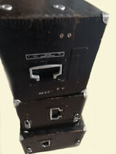 Alte Metall-Holzkiste mit