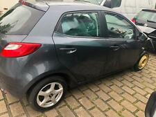 Schlachtfest Mazda 2 DE 55KW Motor Getriebe Teile Tür 