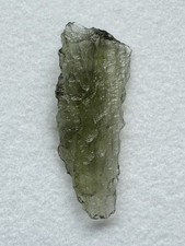 Natürlicher Moldavit Rohstein