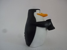 Spielfigur " Pinguine " Pinguin Skipper mit Fernglas als  Fingerhutfigur