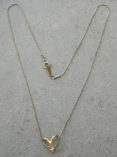 Avon Halskette Schmuck