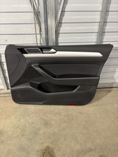 VW Passat B8 Türverkleidung