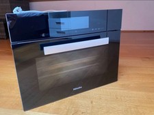 Miele Dampfbackofen DGC 6800