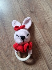 Baby Rassel gehäkelt mit