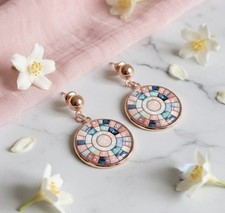 Große Ohrringe Hängend