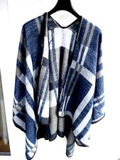 leichtes Woll-Cape, Damen,  kariert, wollweiß-blau-beige,
