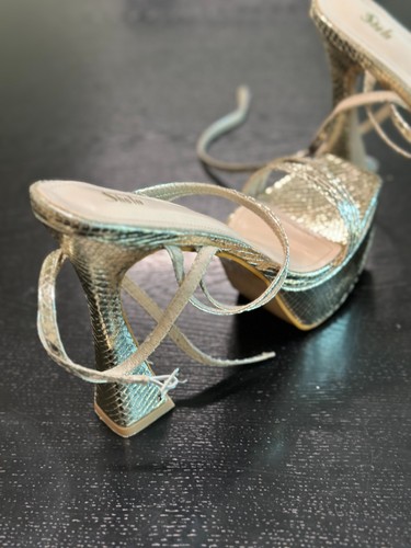 Goldene plateau high heels mit - high,