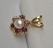 Rubin Anhänger in aus 9kt 375 Gold mit Rubine Muschelkern Perlen Pendant ♛ 7789