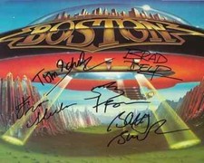 BOSTON BAND SIGNED PHOTO