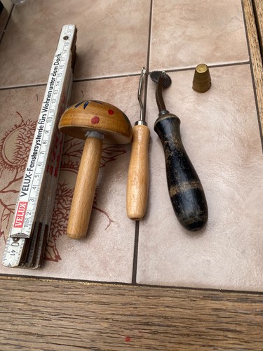 Alter stopfpilz aus holz 2 - alter,
