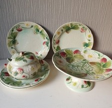 Antikes Keller & Guérin St