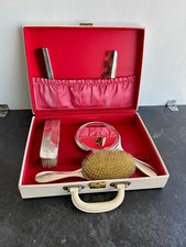 schweres altes Frisierset