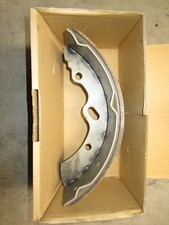 Original Mitsubishi Fuso Canter Bremsbacke MK326854