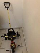 Dreirad mit Schiebestange, Kinder Gefährt.