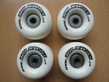 4 Stück Skateboard-Rollen mit Abec 1 Lagern reinweiss aero swiss 54x35 93A black
