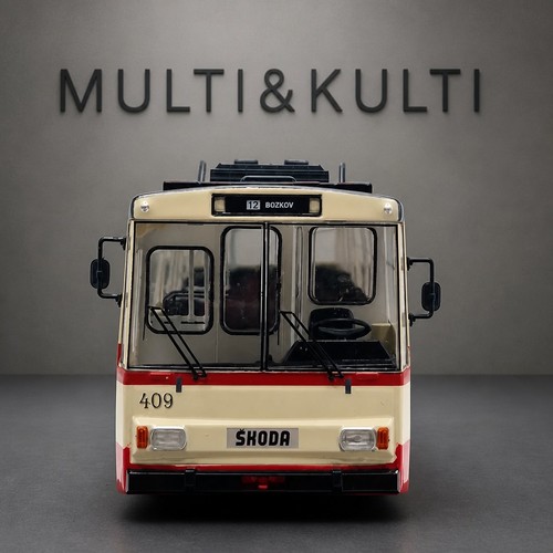 Skoda 14tr bus pilzen beige - bus,