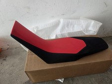 NEUE Aprilia TUAREG  660 SITZBANK  SWARZ UND ROT