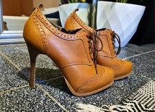 Fergie Oxford Heels Ankle Boots Stiefeletten Stiletto Echtleder Braun Gr 39