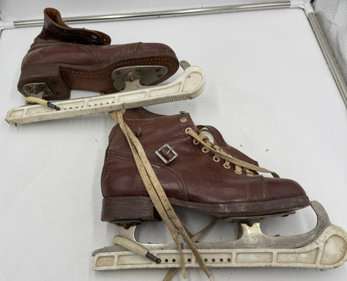Vintage leder schlittschuhe - vintage,