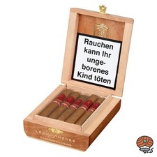 León Jimenes Petit Corona