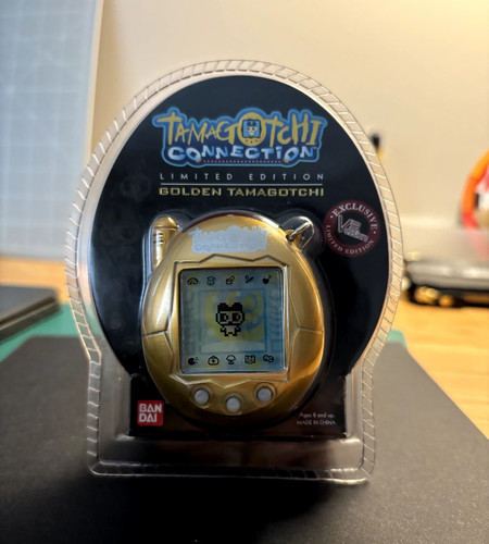 Gold tamagotchi connection - gold, v3