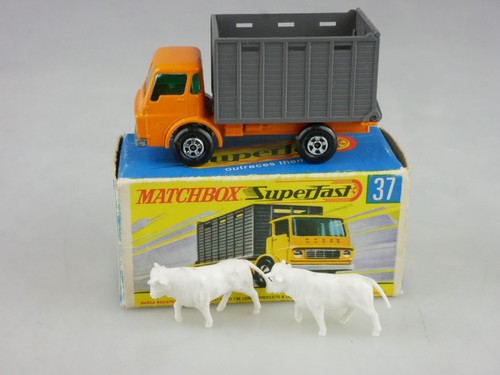 Dodge cattle truck - 37-a,