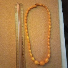 Antike Bakelit Olivenkette