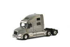 VOLVO VN 780 6x4 Silver WSI