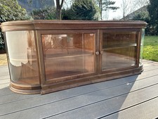 Hängeschrank Eiche und viel Glas