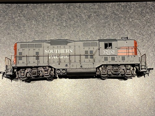 Athearn diesellok emd 9 - diesellok,