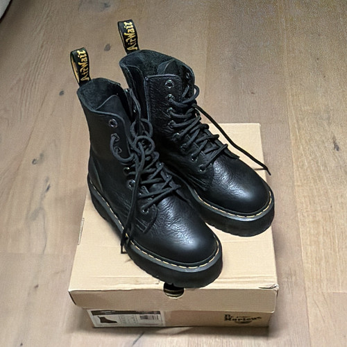 Martens jadon iii wie - martens, [wie