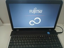 Fujitsu Lifebook A531 i5-2430M 2,40GHz CPU 15,6" Display *Fehlteile**Defekt*