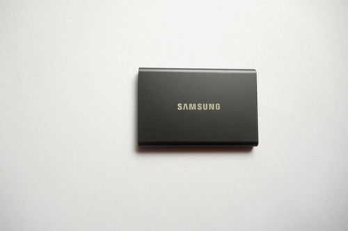 Samsung portable ssd 2tb - t7,