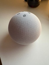 Amazon Echo Dot (4. Generation, 2020) - Alexa - mit Uhr - weiß