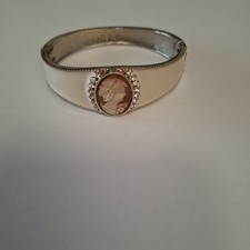 Amedeo NYC Armband Kamee Motiv