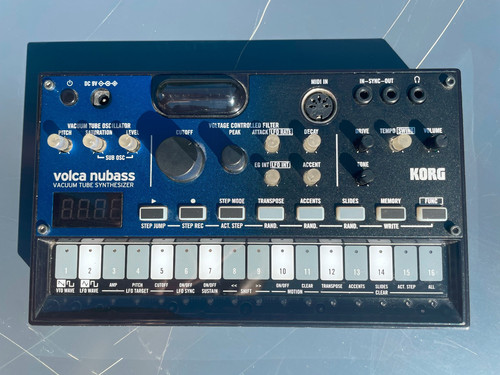 Korg volca nubass - korg,