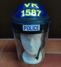 Britischer Polizeihelm Anti Riot Guardian MK3 Visier Nackenschutz Neuwertig