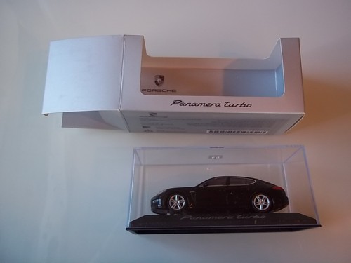 Porsche panamera turbo typ - panamera,