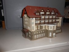 Schwarzwald Klinik großes Modell   HO ohne  OK  s. Fotos