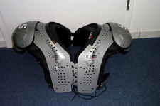Schütt Football Shoulder Pads